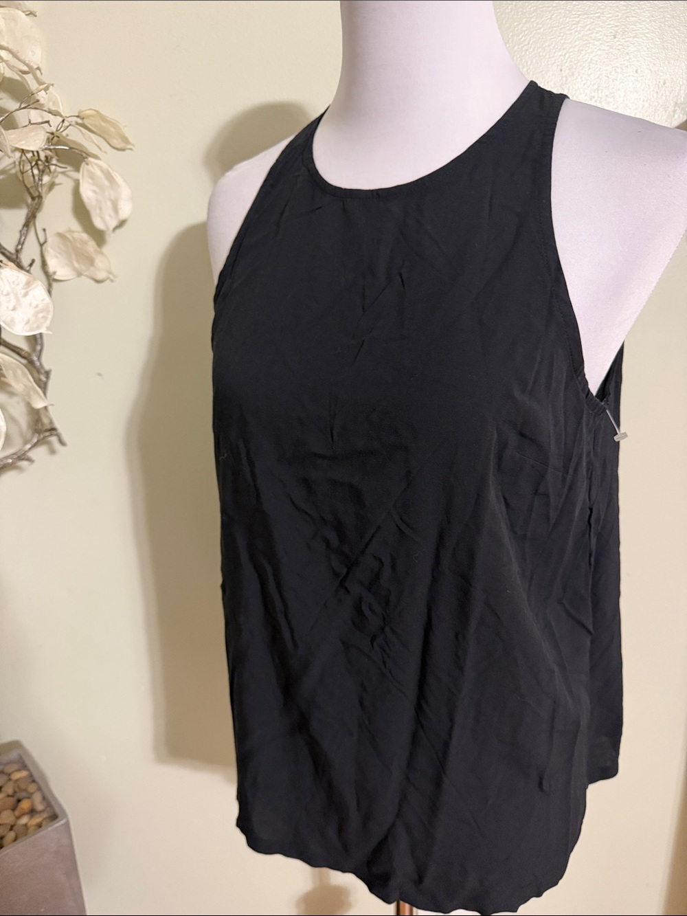 Old Navy Black Halter Tank Top - Picture 5 of 5